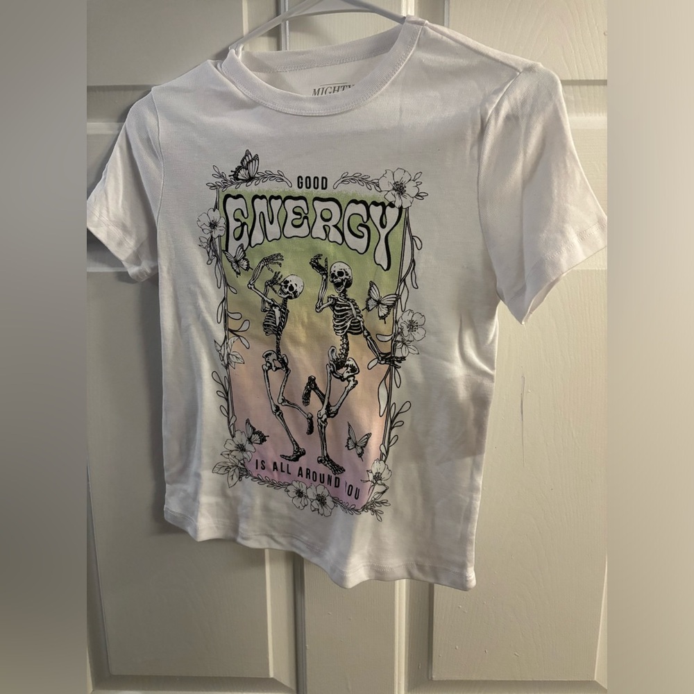 NWT White Celestial Skeleton Tee Size Medium